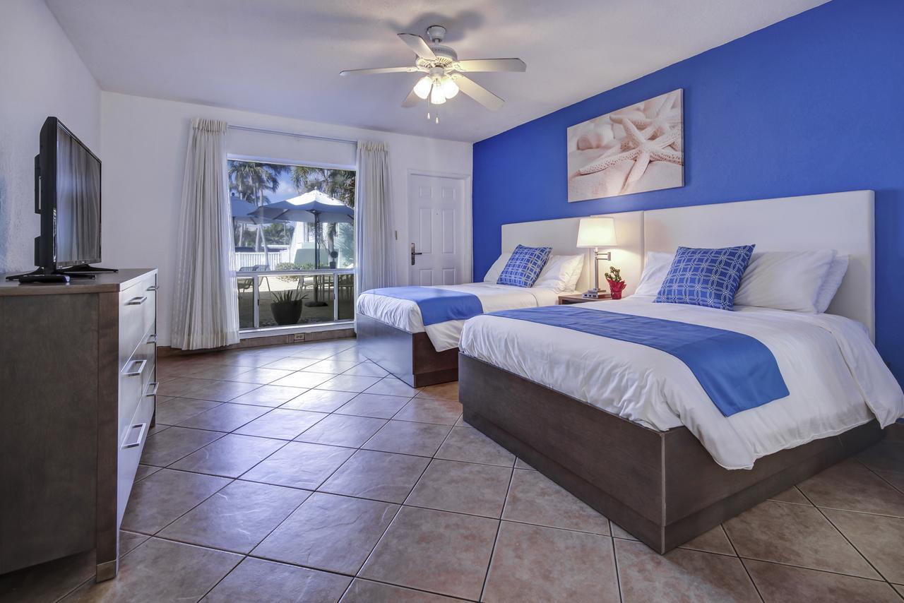 Blue Strawberry By The Sea Hotel Lauderdale-by-the-Sea Exterior foto